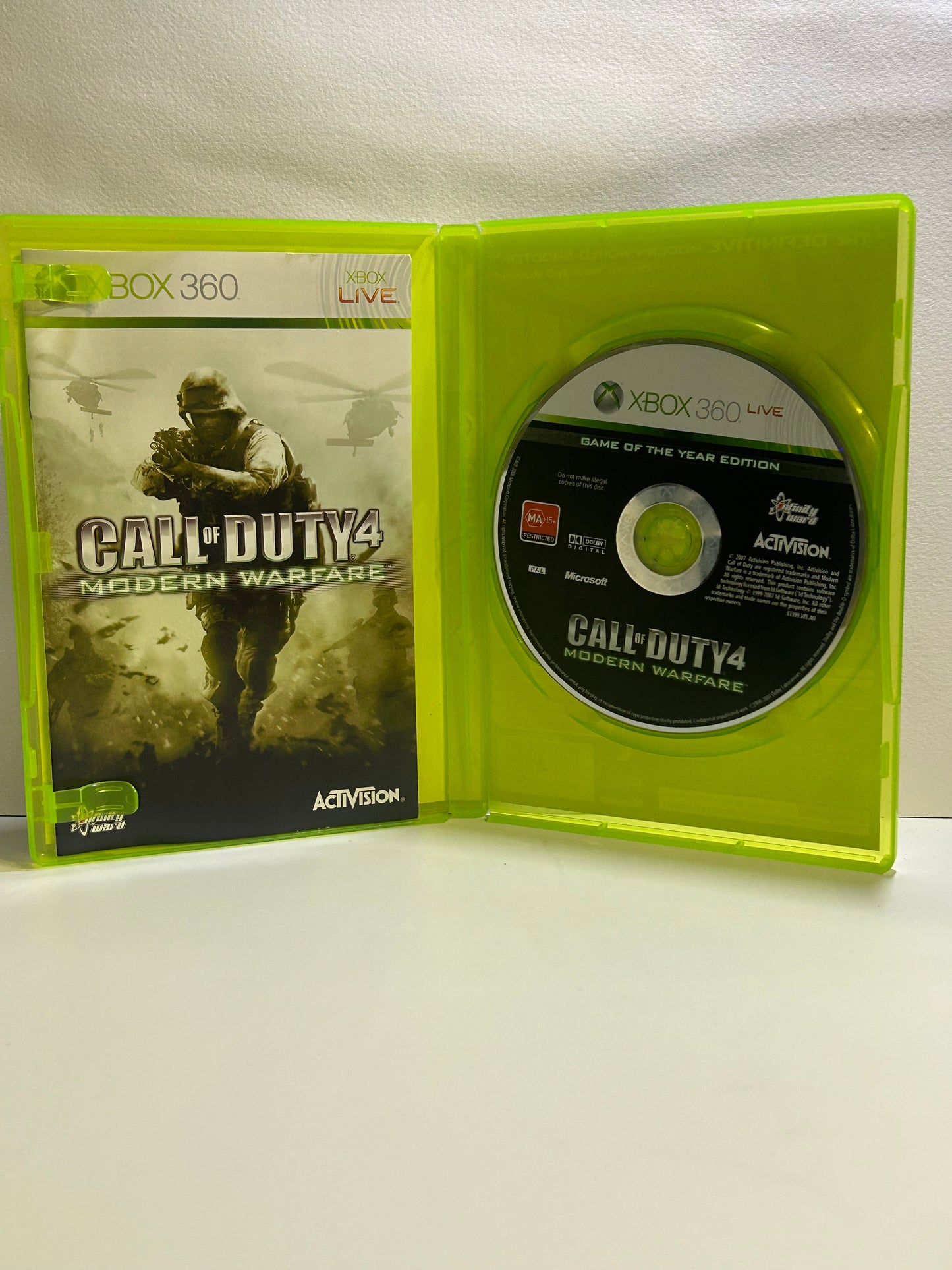 Call of Duty 4 Modern Warfare game of the year edition Xbox 360 PAL
